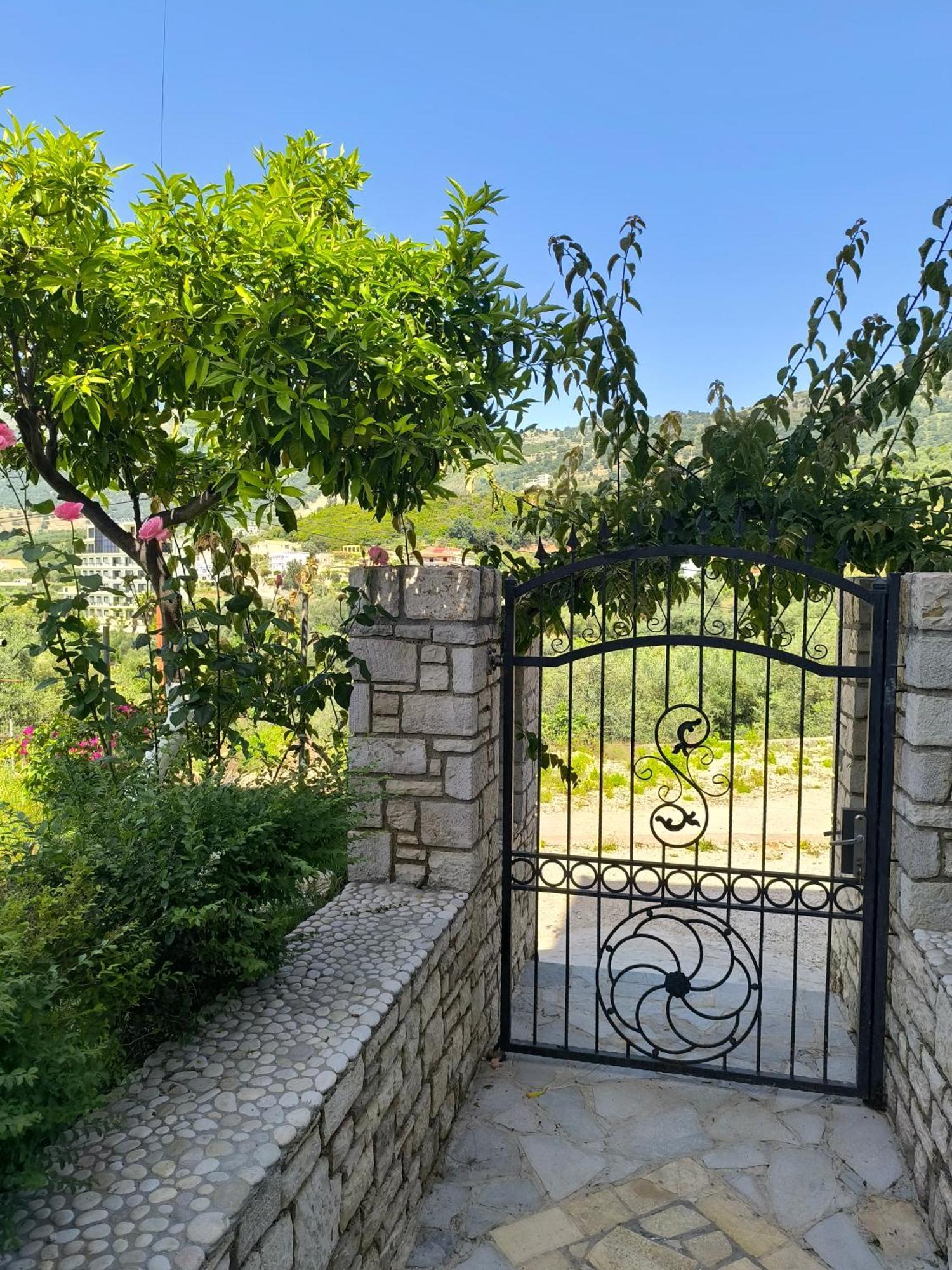 Villa Bodini Himarë Exterior foto