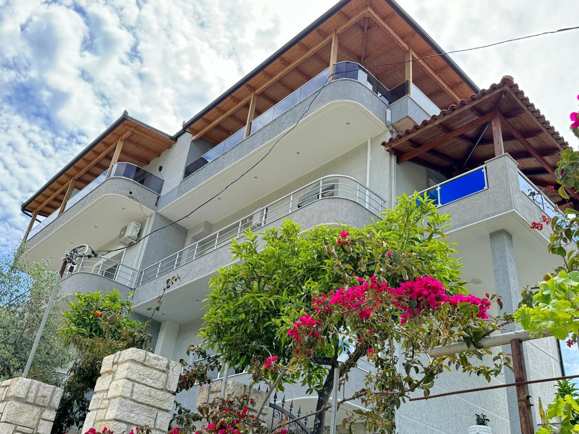 Villa Bodini Himarë Exterior foto